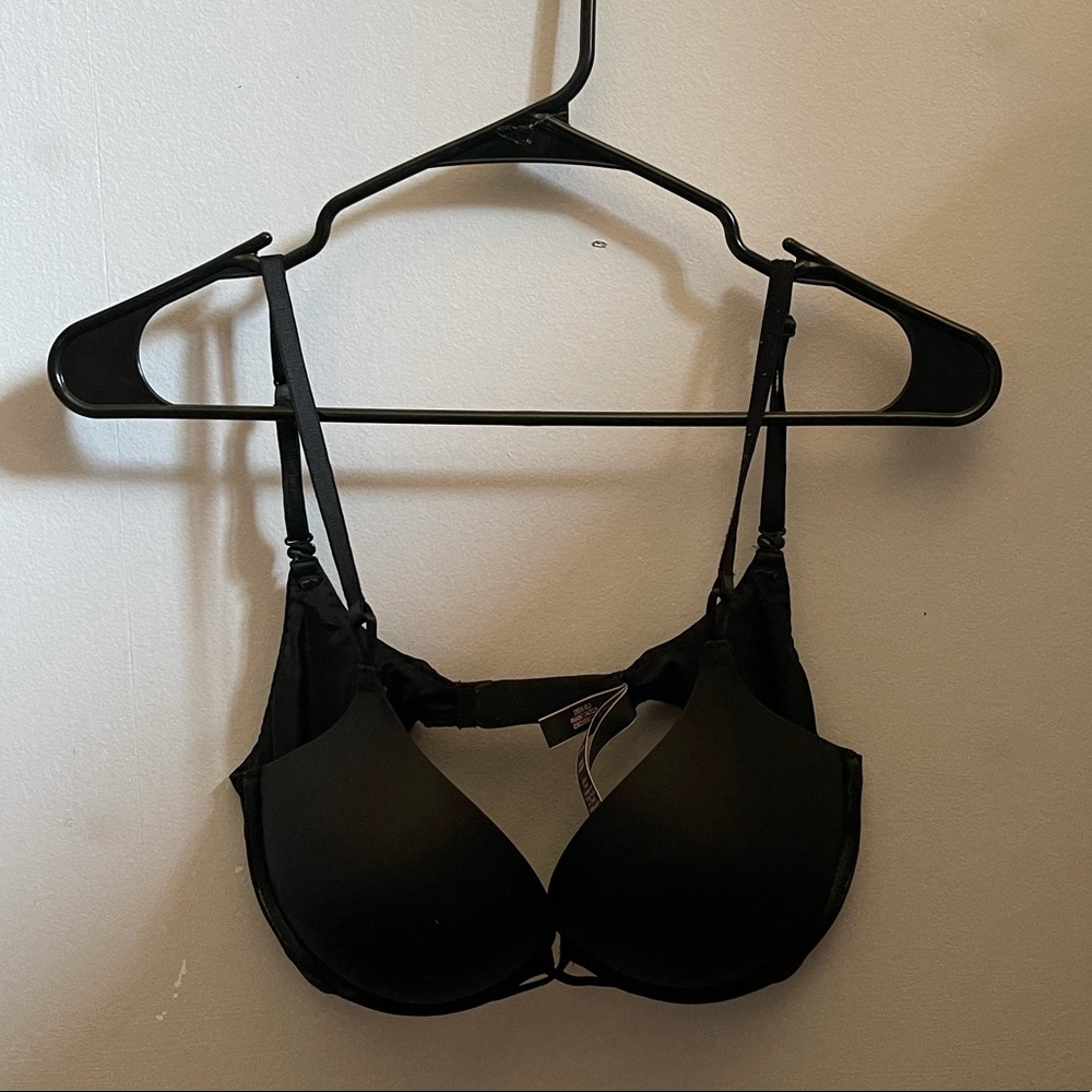 34C BLACK BOMBSHELL VICTORIAS SECRET BRA